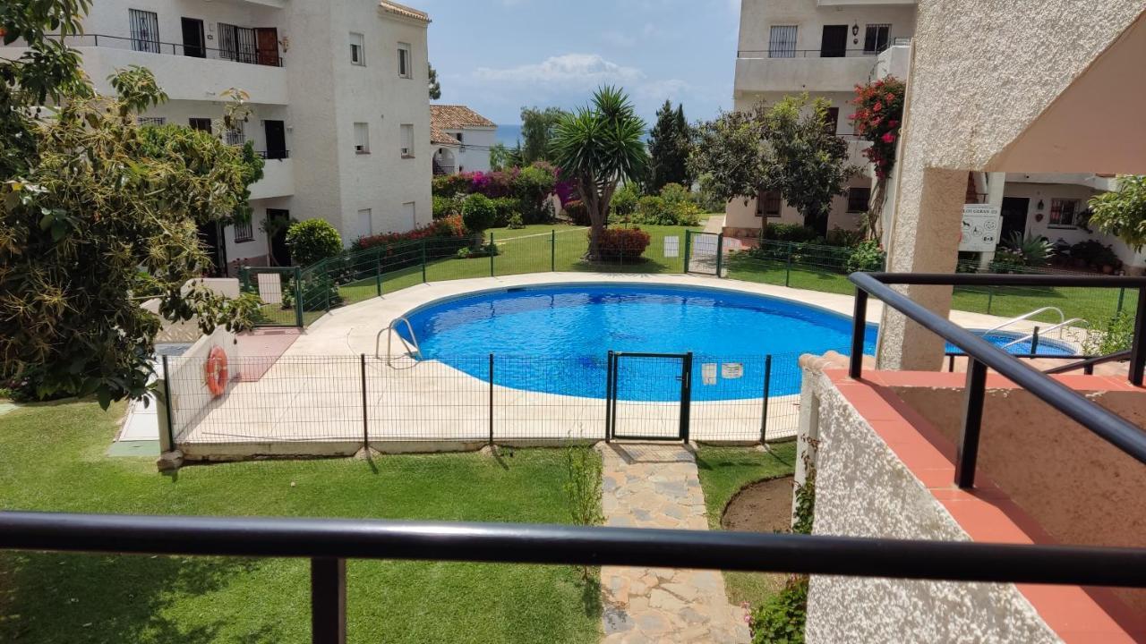 Апартаменты La Cala Playa Ла-Кала-де-Михас Экстерьер фото